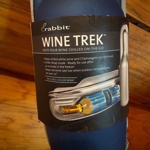 WINE TREK IS BRAND NEW FOR CARRYING YOUR BOTTLE OF WINE AND KEEPING IT COLD.